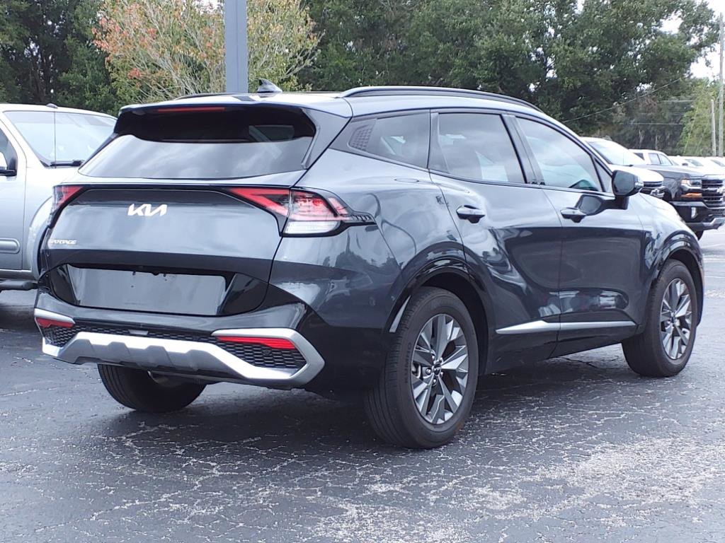 Used 2023 Kia Sportage SX image 3