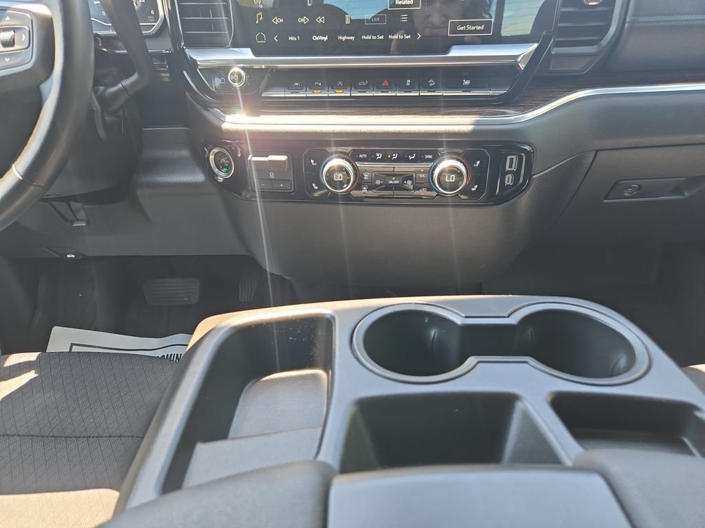 Used 2024 GMC Sierra 1500 SLE w/ Preferred Package AWD/4WD image 12