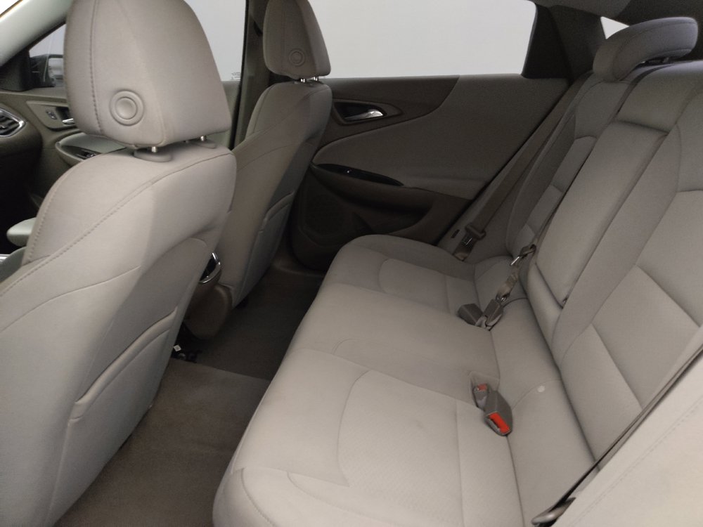 Used 2020 Chevrolet Malibu LT FWD image 18