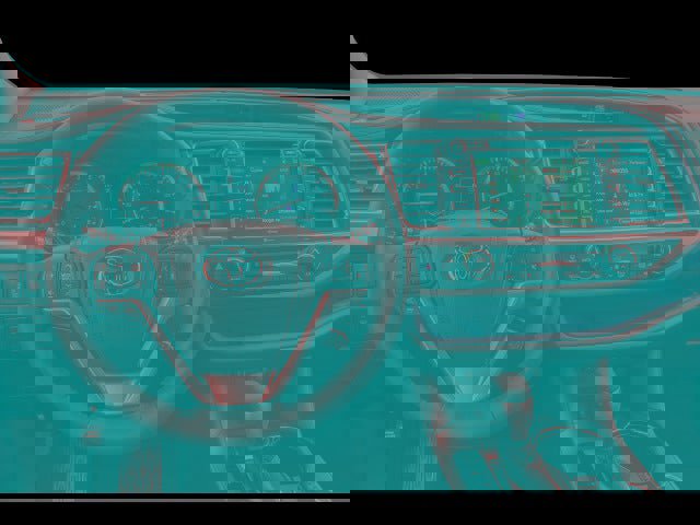 Used 2015 Toyota Highlander Limited w/ Driver Technology Package AWD/4WD image 18