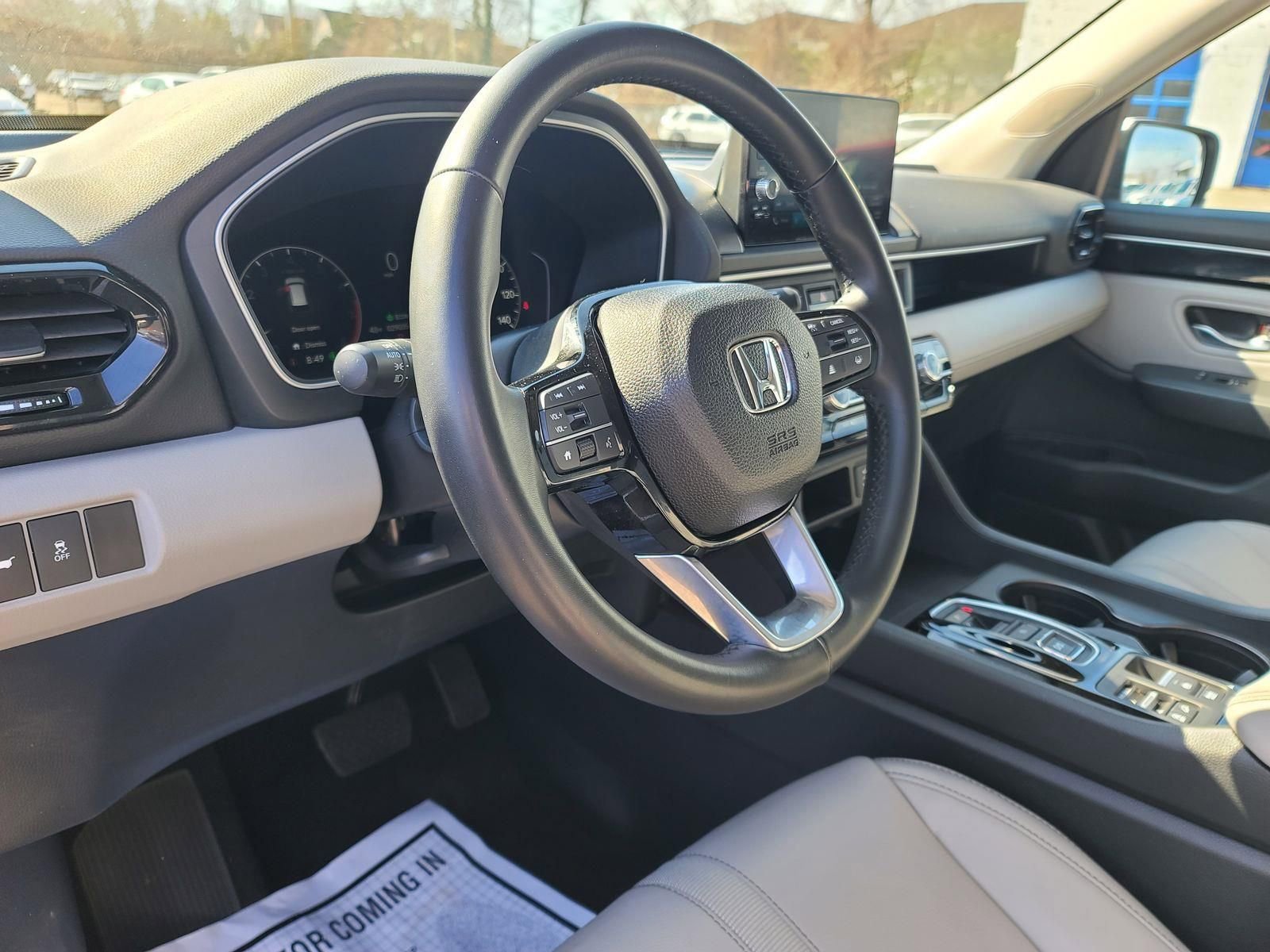 Used 2023 Honda Pilot EX-L image 9