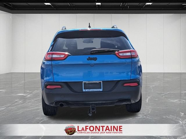 Used 2018 Jeep Cherokee Limited w/ Luxury Group FWD image 4