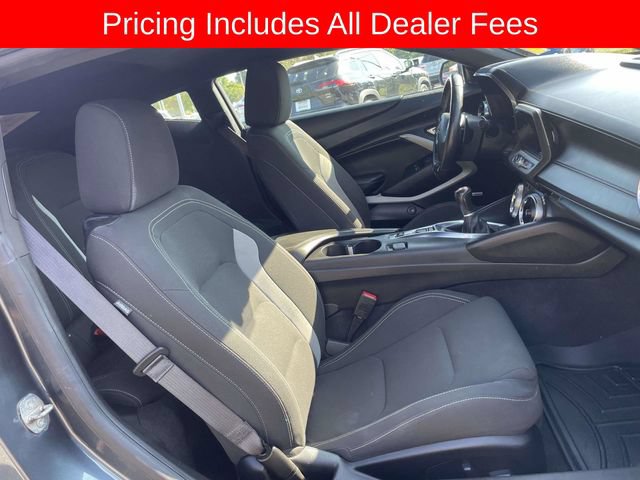 Used 2021 Chevrolet Camaro LT w/ Technology Package RWD image 18