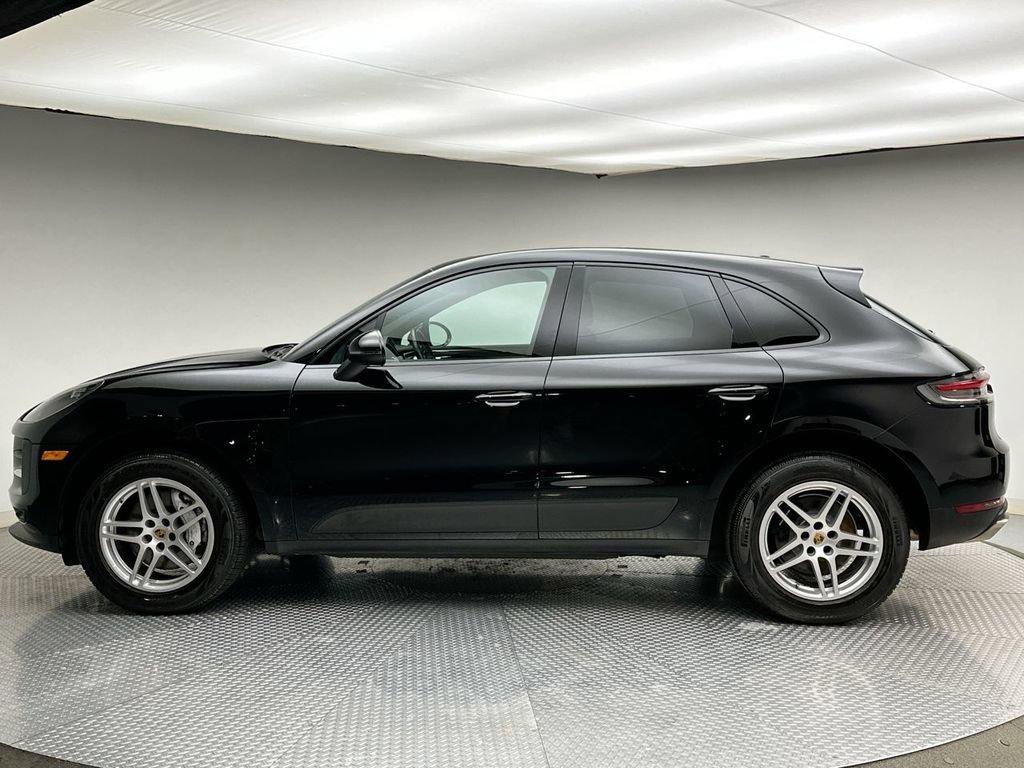 Used 2021 Porsche Macan w/ Driver Memory Package AWD/4WD image 2