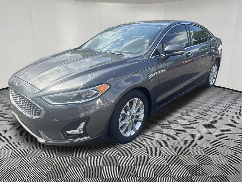 Used 2019 Ford Fusion Energi Titanium FWD image 21