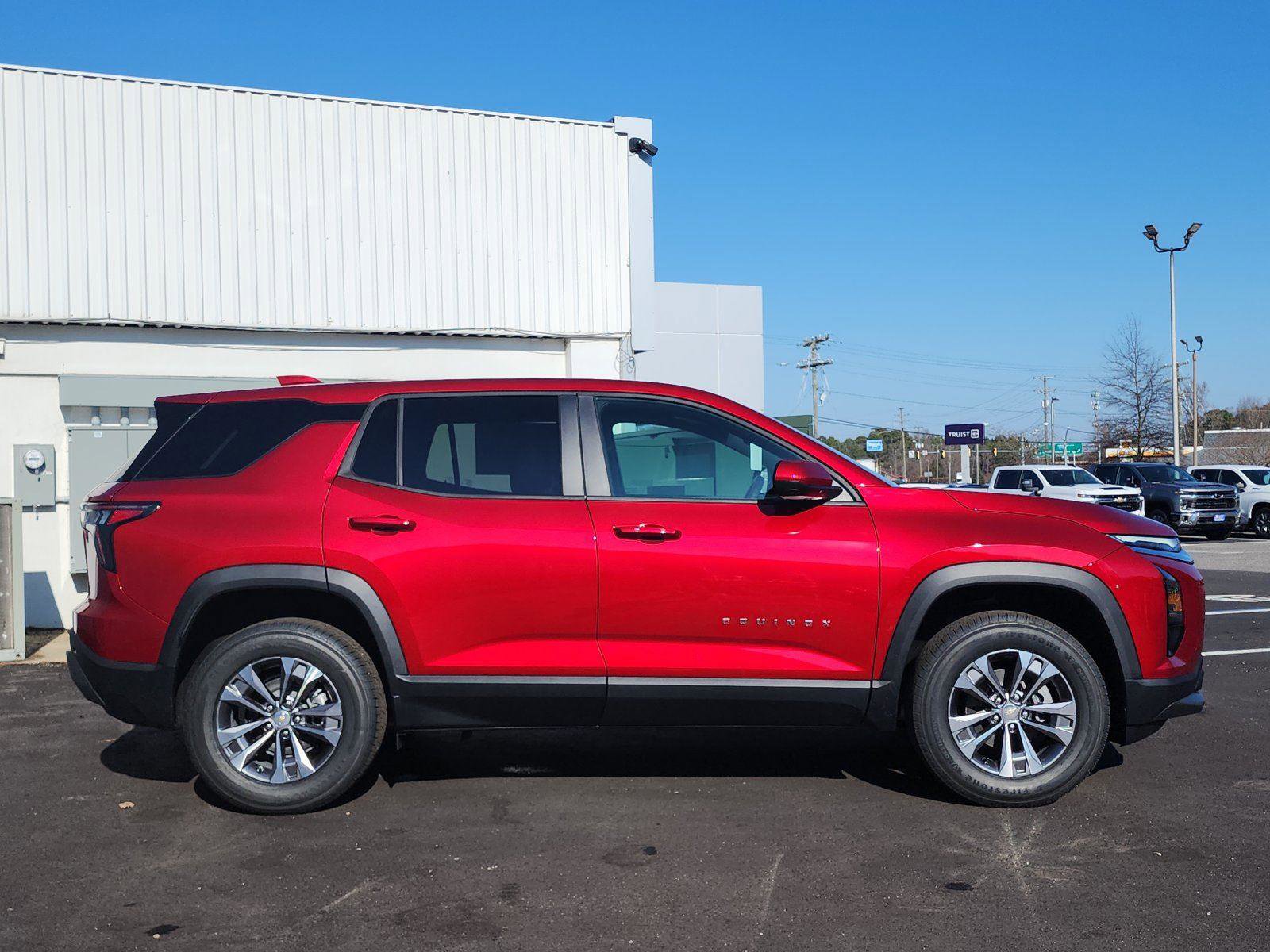 New 2026 Chevrolet Equinox LT w/ Convenience Package II image 6