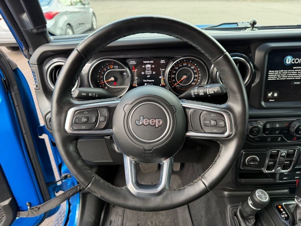Used 2022 Jeep Wrangler Unlimited Sahara AWD/4WD image 20