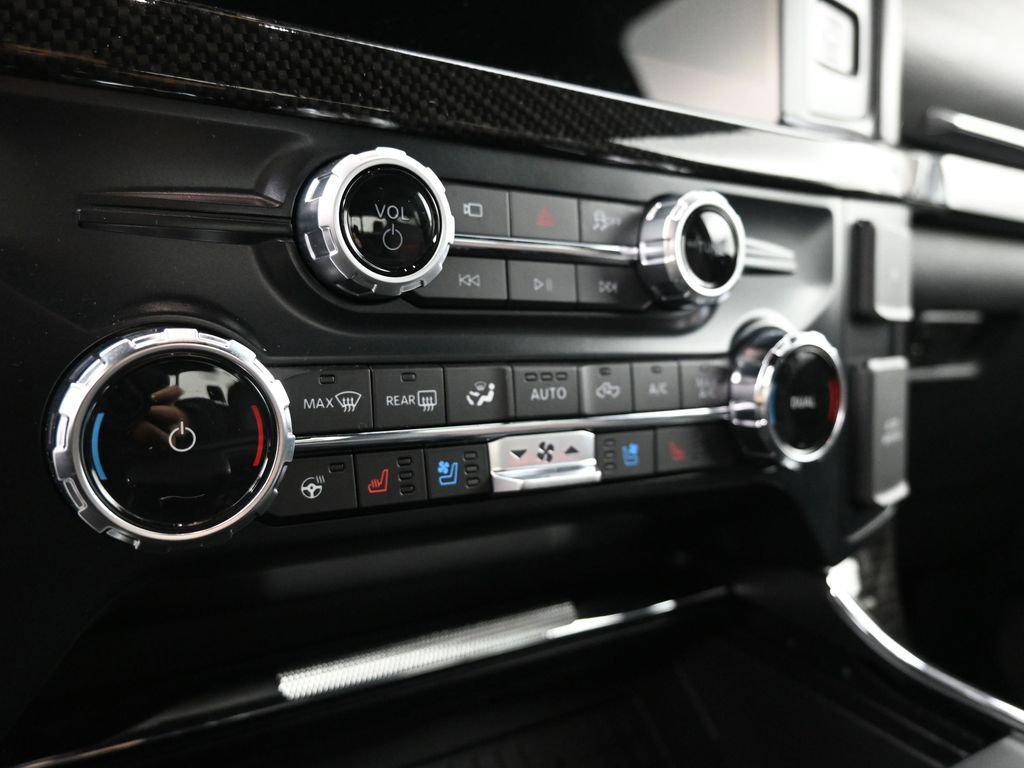 New 2025 Ford F150 Lariat w/ Equipment Group 502A High image 34