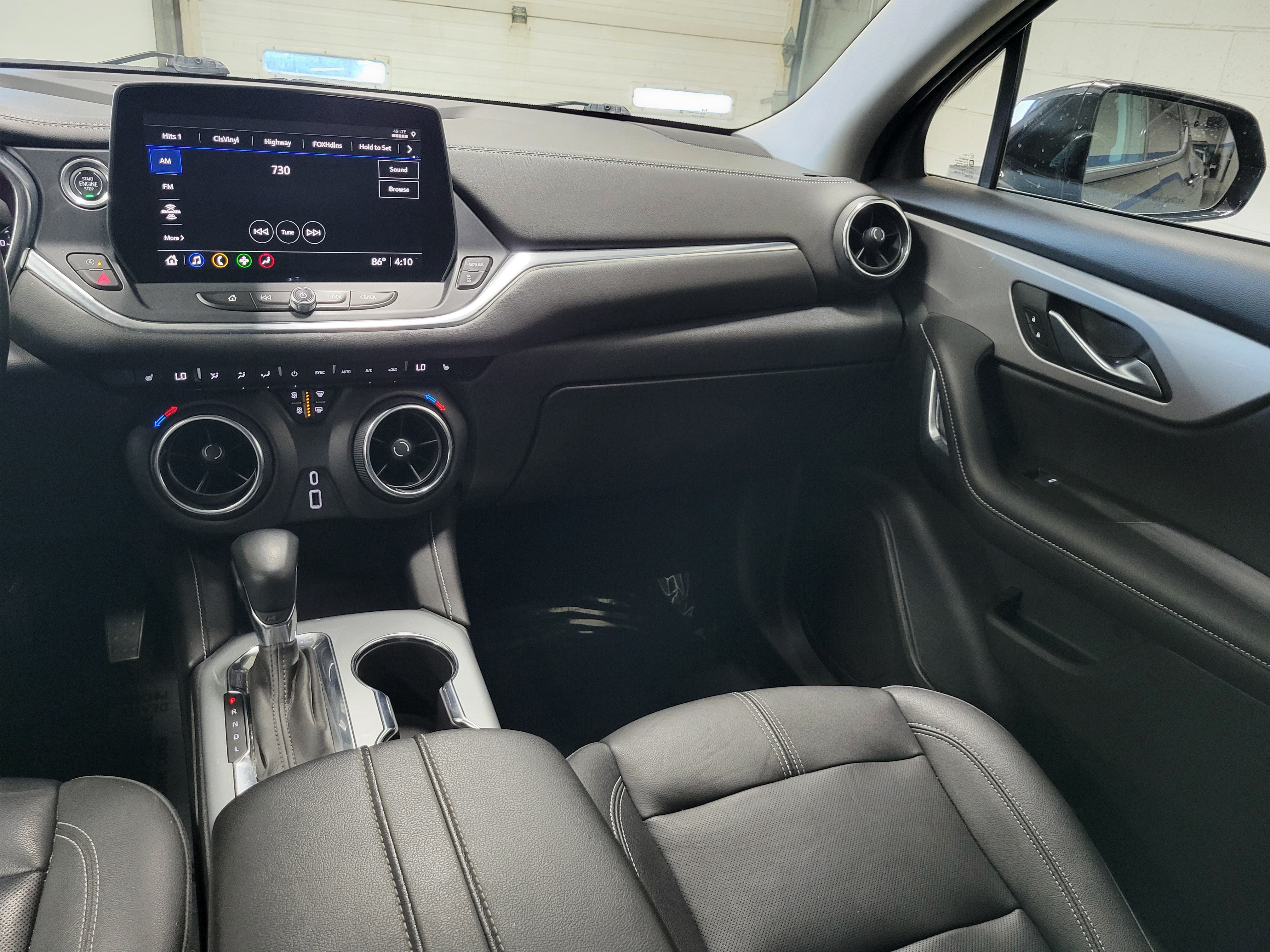 Used 2023 Chevrolet Blazer LT AWD/4WD image 14