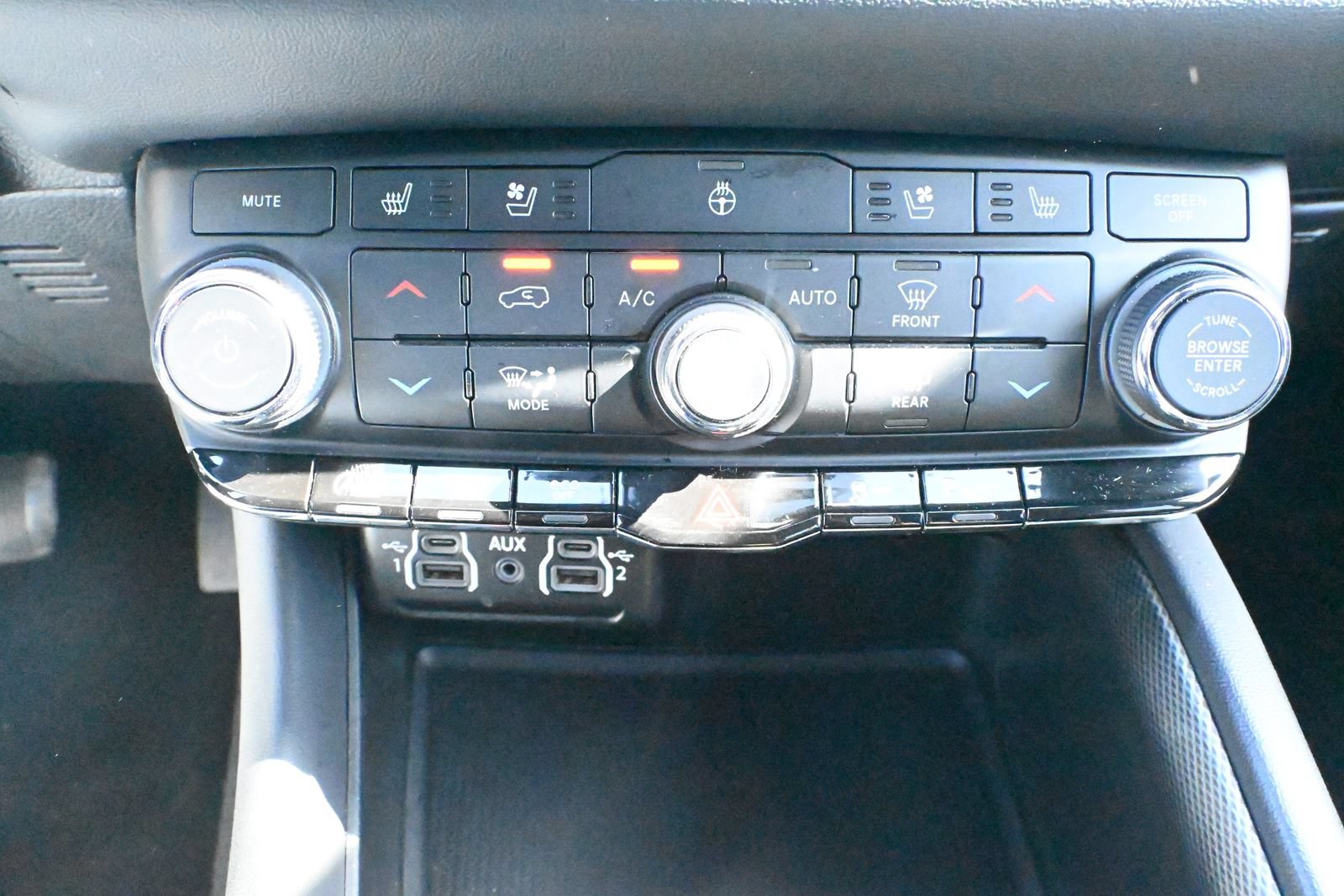 Used 2024 Dodge Durango GT AWD/4WD image 20