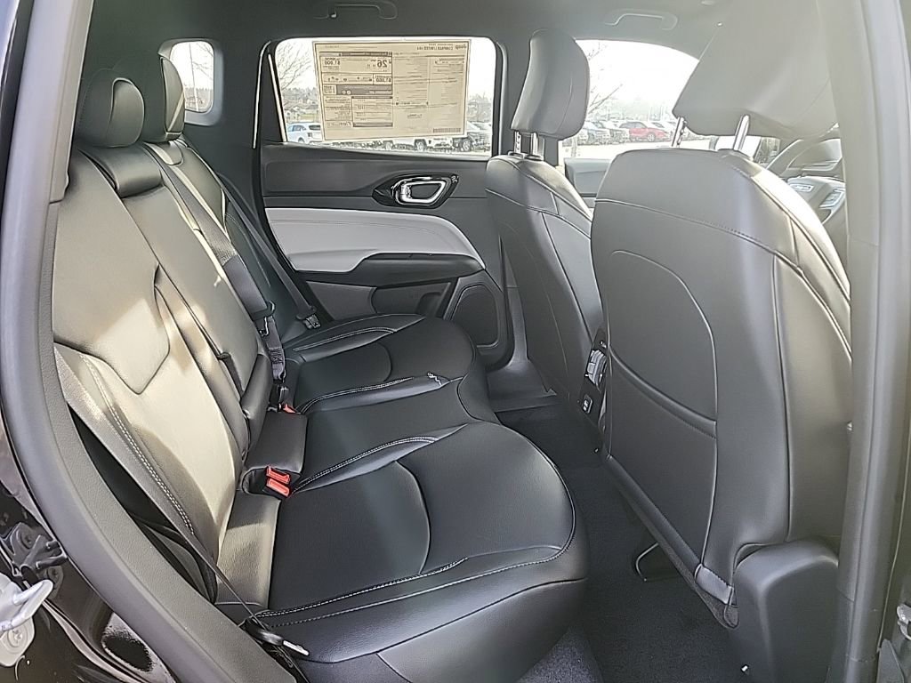 New 2026 Jeep Compass Limited AWD/4WD image 13