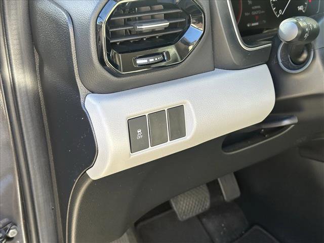 Used 2023 Honda Pilot LX image 19