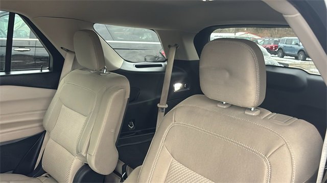 Used 2023 Ford Explorer XLT image 25