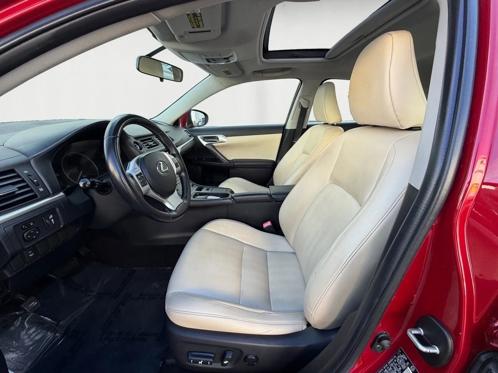 Used 2013 Lexus CT 200h image 9