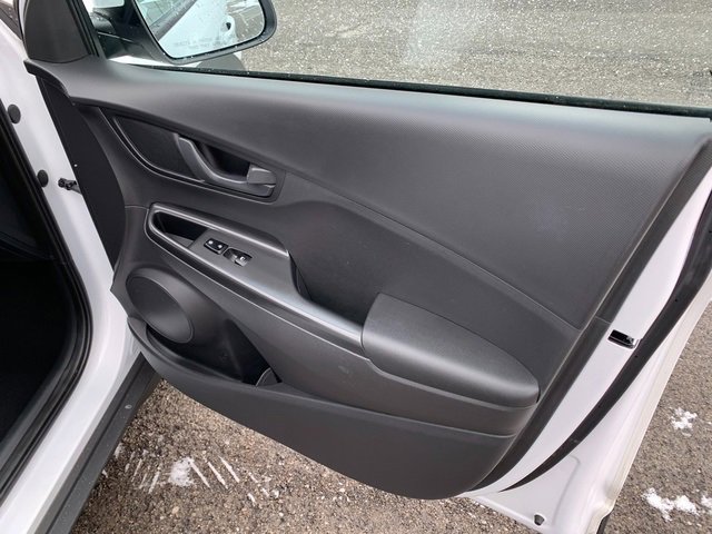 Certified 2023 Hyundai Kona SE w/ Cargo Package image 13