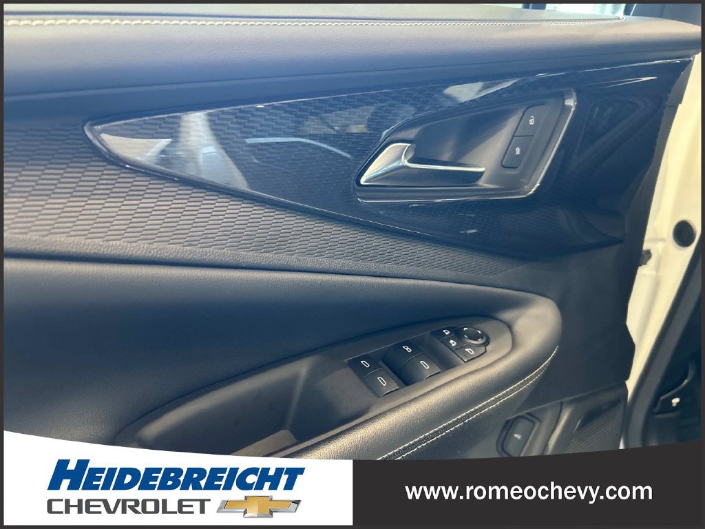 Used 2024 Chevrolet Blazer EV LT AWD/4WD image 11