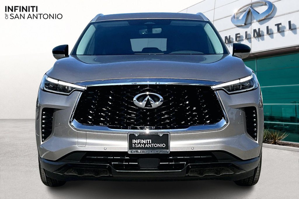 Certified 2023 INFINITI QX60 Luxe w/ Cargo Package AWD/4WD image 4