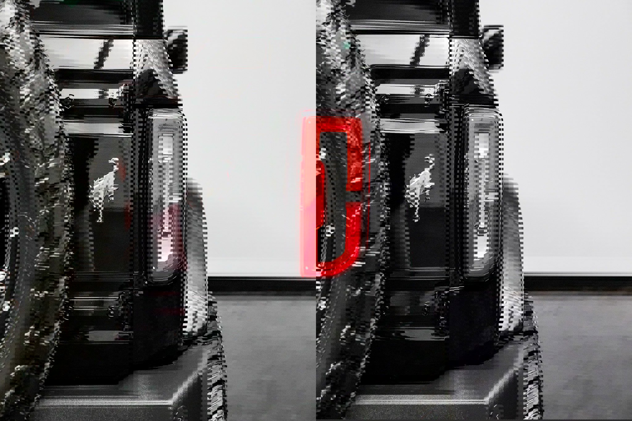 Used 2025 Ford Bronco Outer Banks image 21