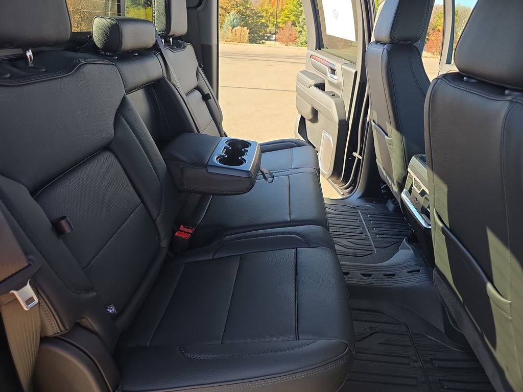 New 2026 GMC Sierra 2500 Denali w/ Denali Reserve Package image 11