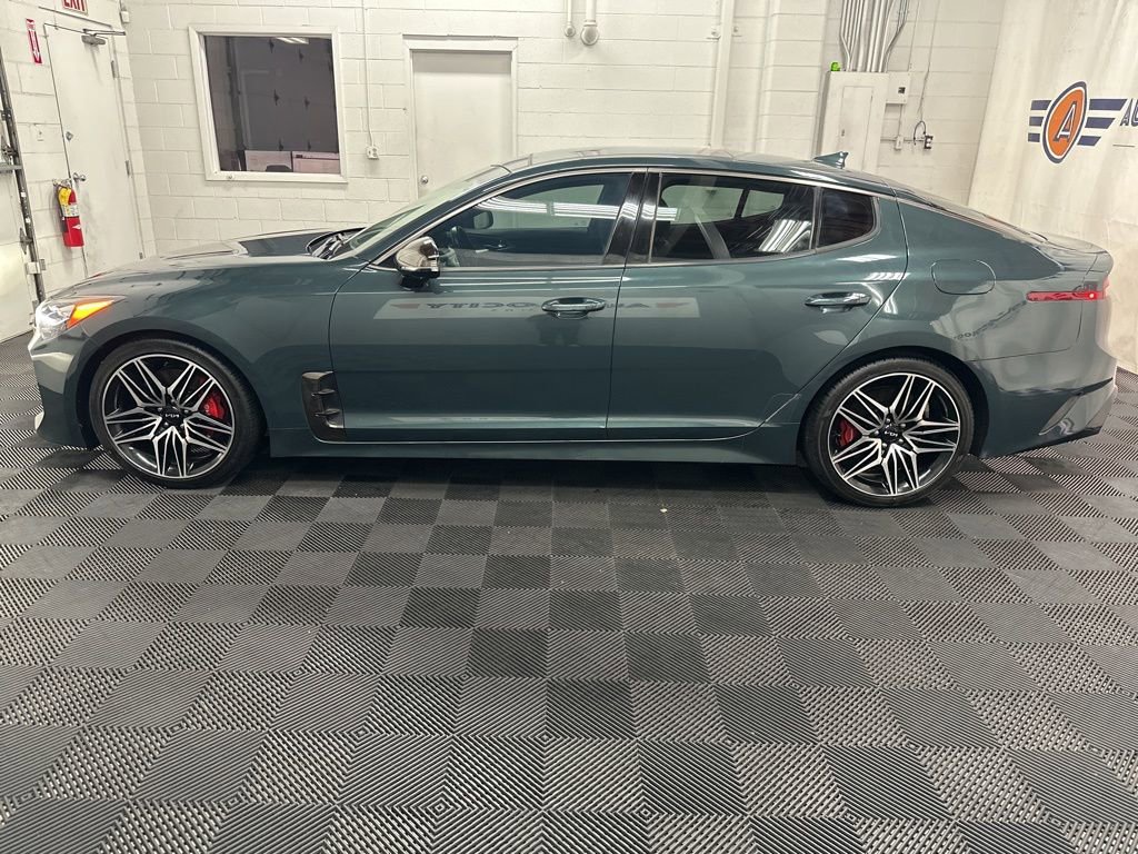 Used 2022 Kia Stinger GT2 RWD image 6