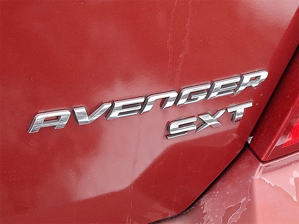 Used 2010 Dodge Avenger SXT image 30