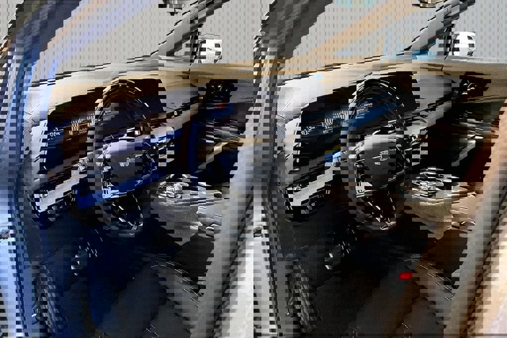 New 2026 Cadillac Optiq Sport 1 image 3