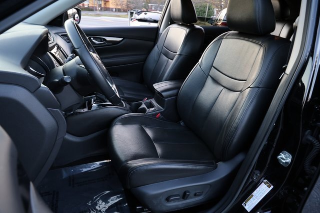 Used 2020 Nissan Rogue SL image 16