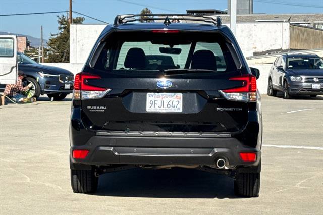 Used 2023 Subaru Forester Limited image 4