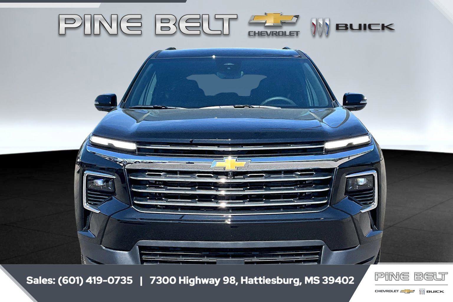 New 2026 Chevrolet Traverse LT w/ Driver Confidence Package image 3