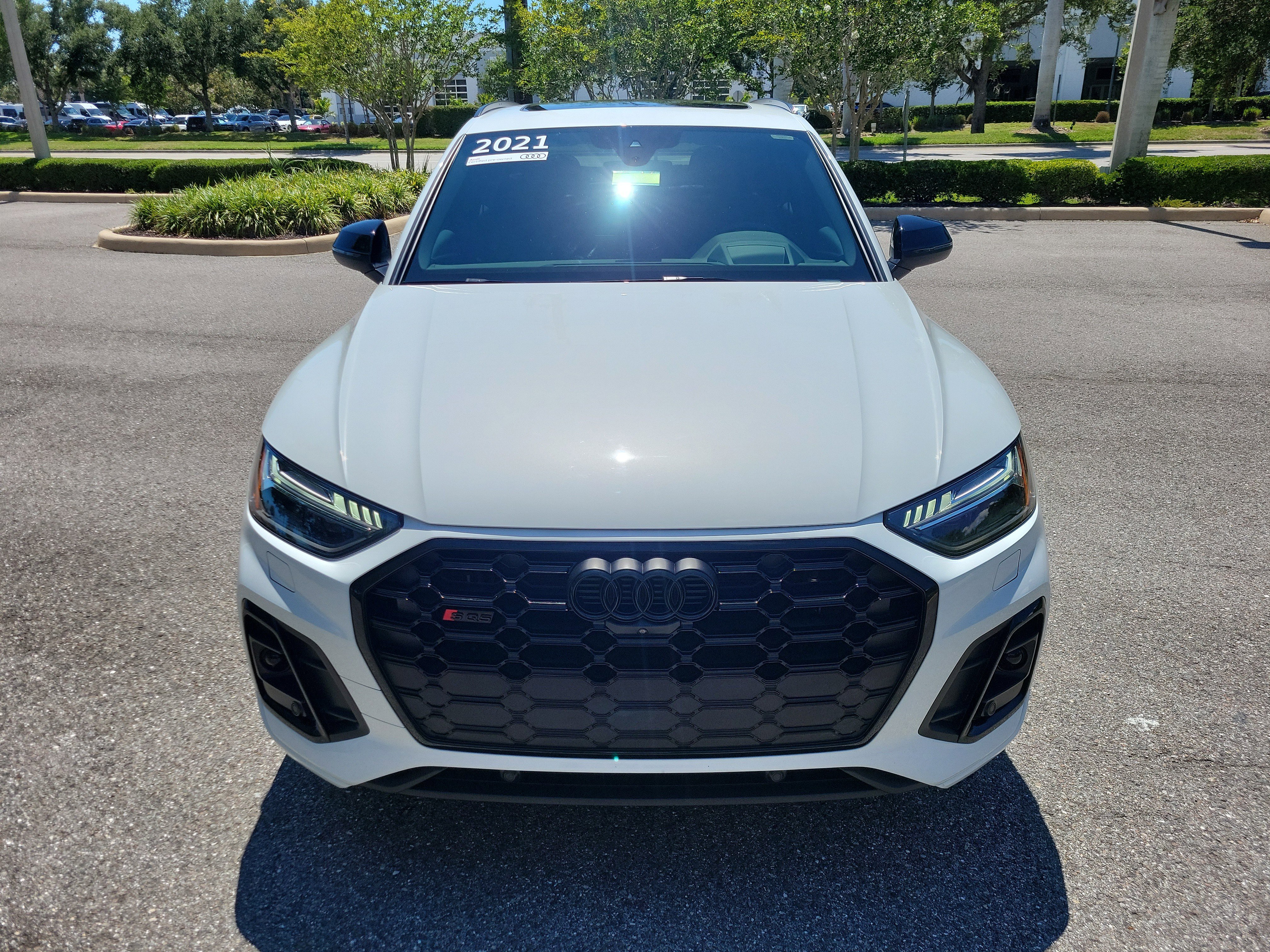 Used 2021 Audi SQ5 Prestige AWD/4WD image 2