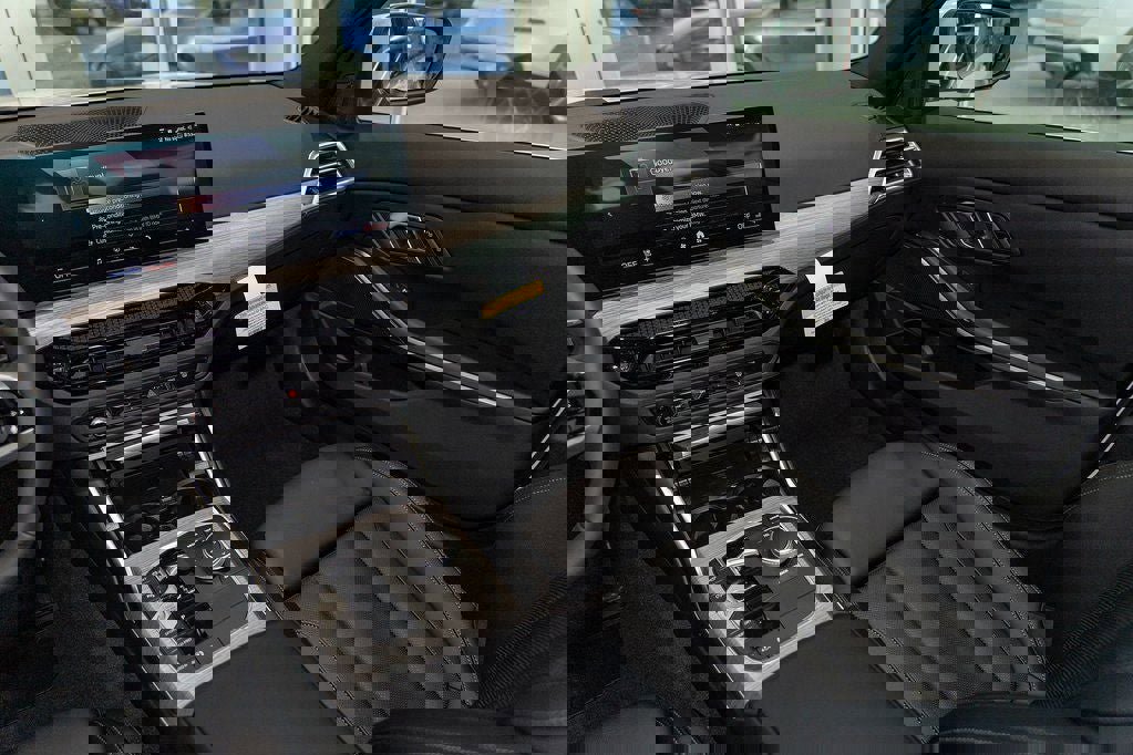 Used 2026 BMW 330i xDrive 330i xDrive w/ Premium Package image 37