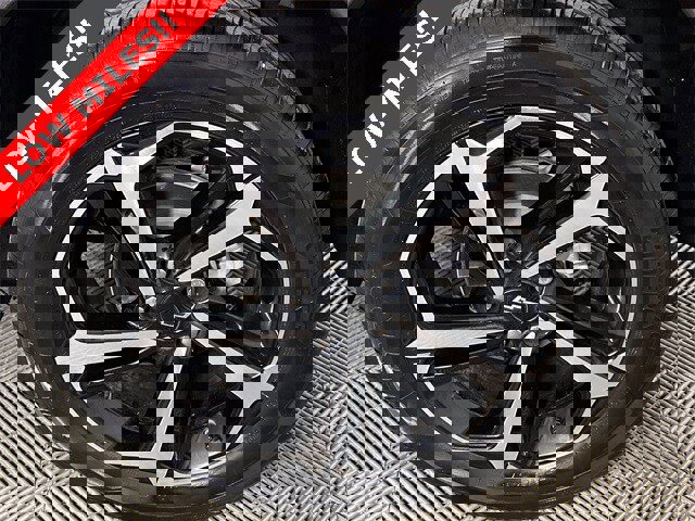 Used 2023 Chevrolet TrailBlazer RS w/ Sun and Liftgate Package image 34