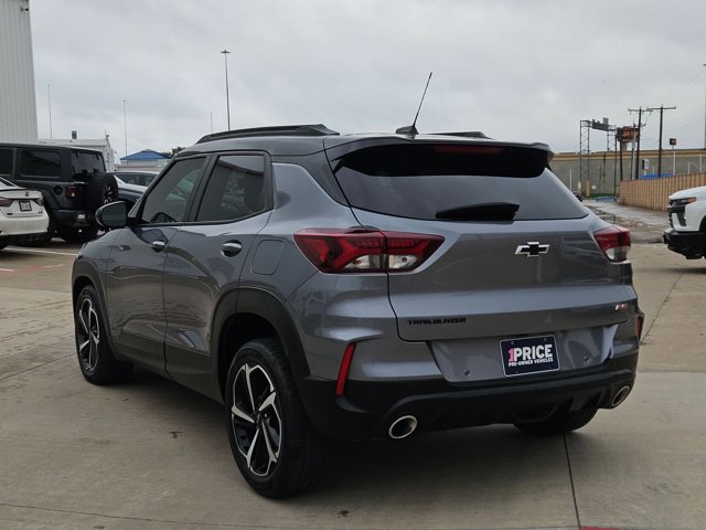 Used 2021 Chevrolet TrailBlazer RS w/ Sun and Liftgate Package FWD image 8
