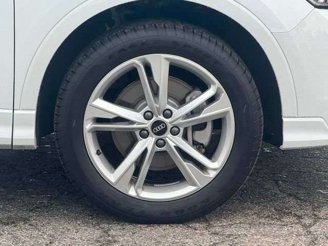 Used 2023 Audi Q3 2.0T Premium Plus AWD/4WD image 2