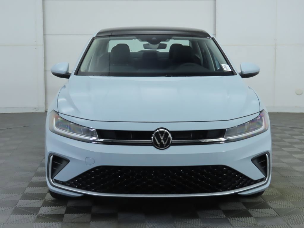 New 2026 Volkswagen Jetta SE image 2