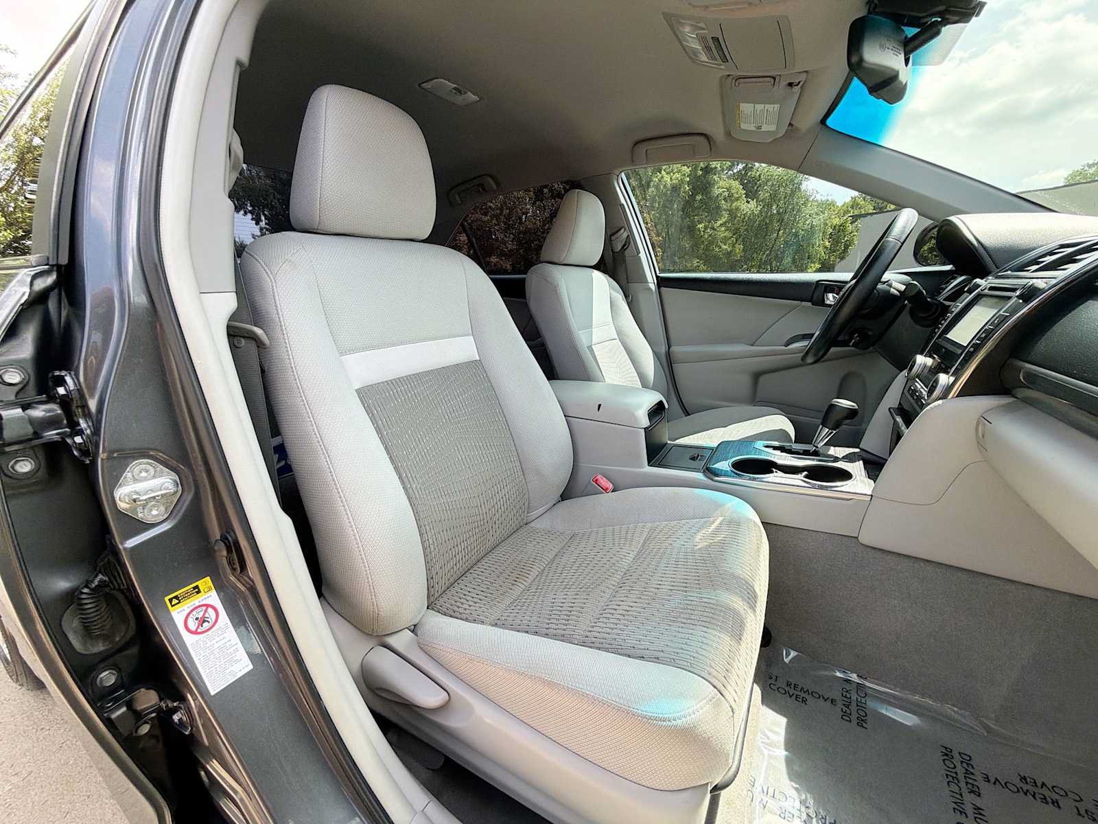 Used 2012 Toyota Camry XLE w/ Convenience Pkg FWD image 18