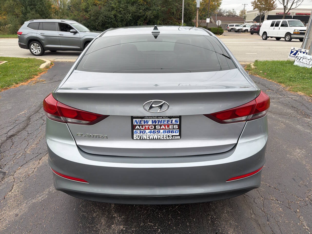 Used 2017 Hyundai Elantra SE FWD image 5