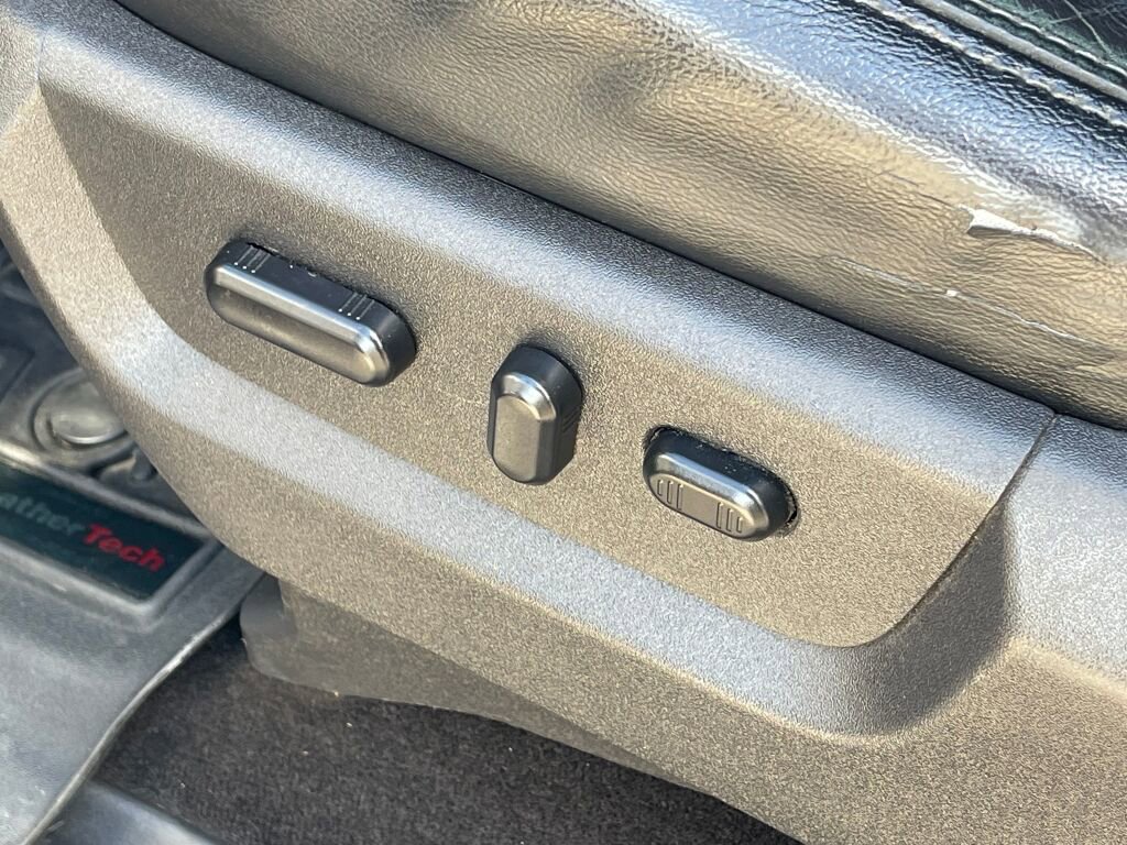 Used 2016 Ford F250 Lariat w/ Lariat Ultimate Package image 11