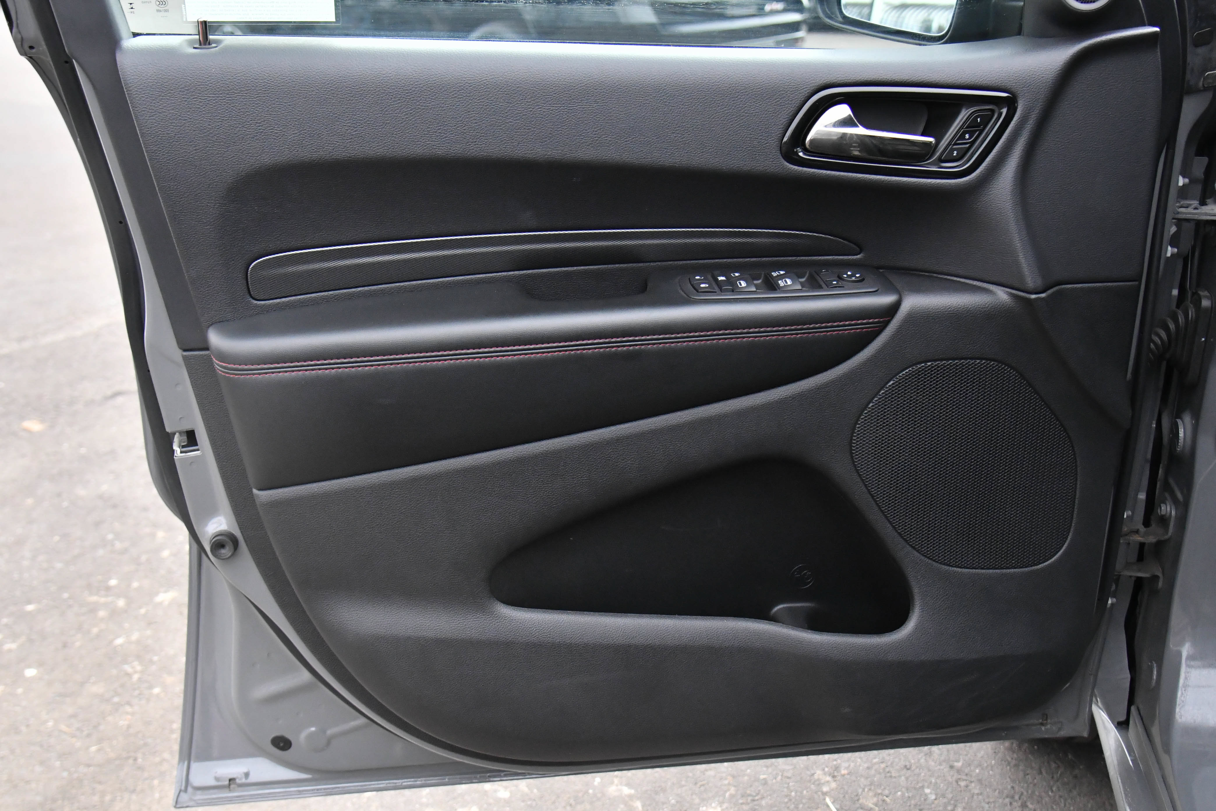 Used 2025 Dodge Durango GT AWD/4WD image 14