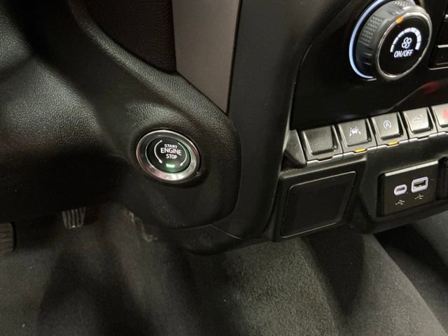Used 2023 Chevrolet Silverado 1500 Custom image 21