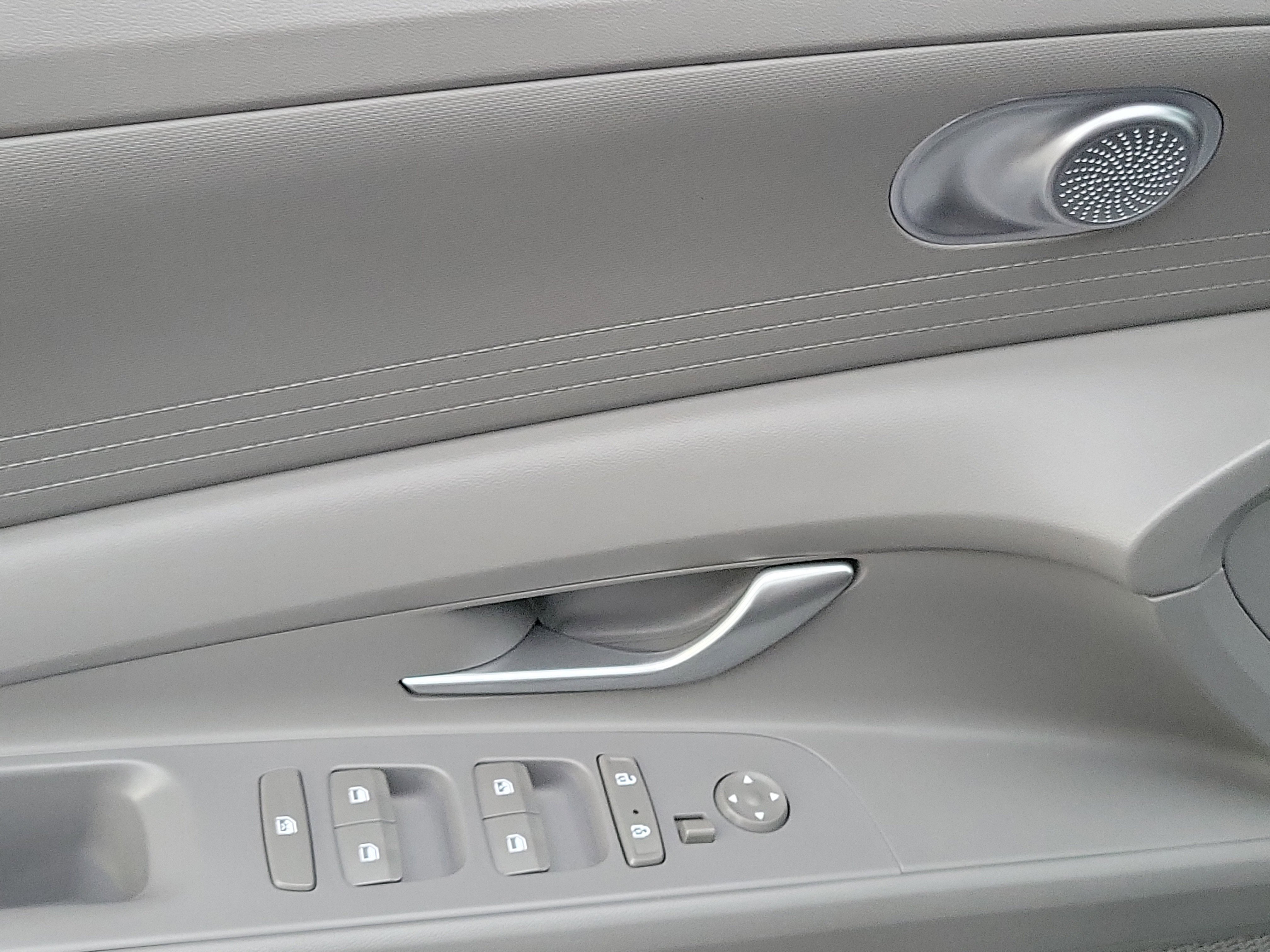 Certified 2023 Hyundai Elantra SEL FWD image 15