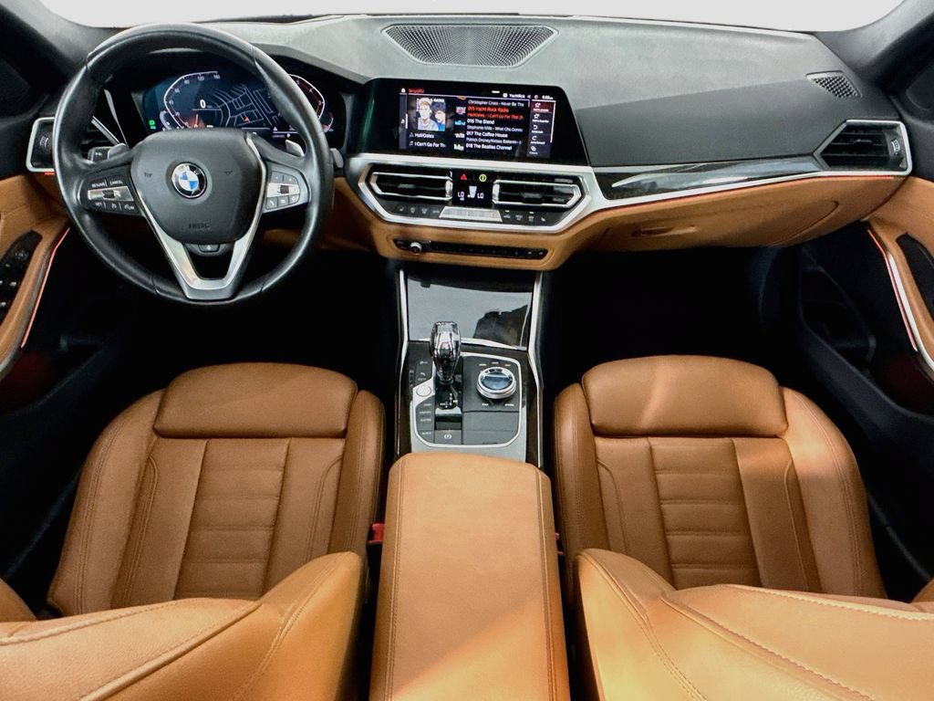Used 2021 BMW 330i Sedan w/ Premium Package RWD image 13