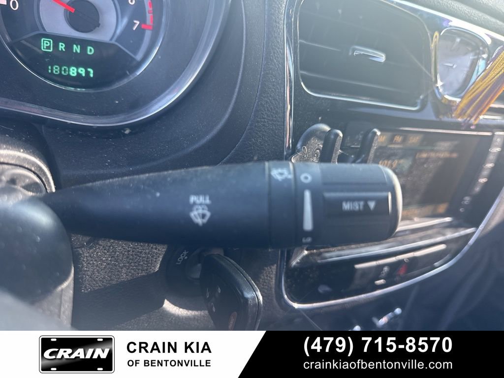 Used 2013 Chrysler 200 Touring FWD image 26