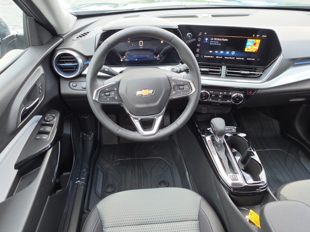 New 2026 Chevrolet Trax LT w/ Driver Confidence Package FWD image 23