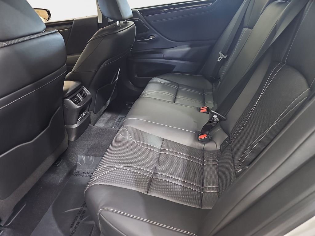 Used 2020 Lexus ES 350 Ultra Luxury w/ Accessory Package 2 FWD image 17