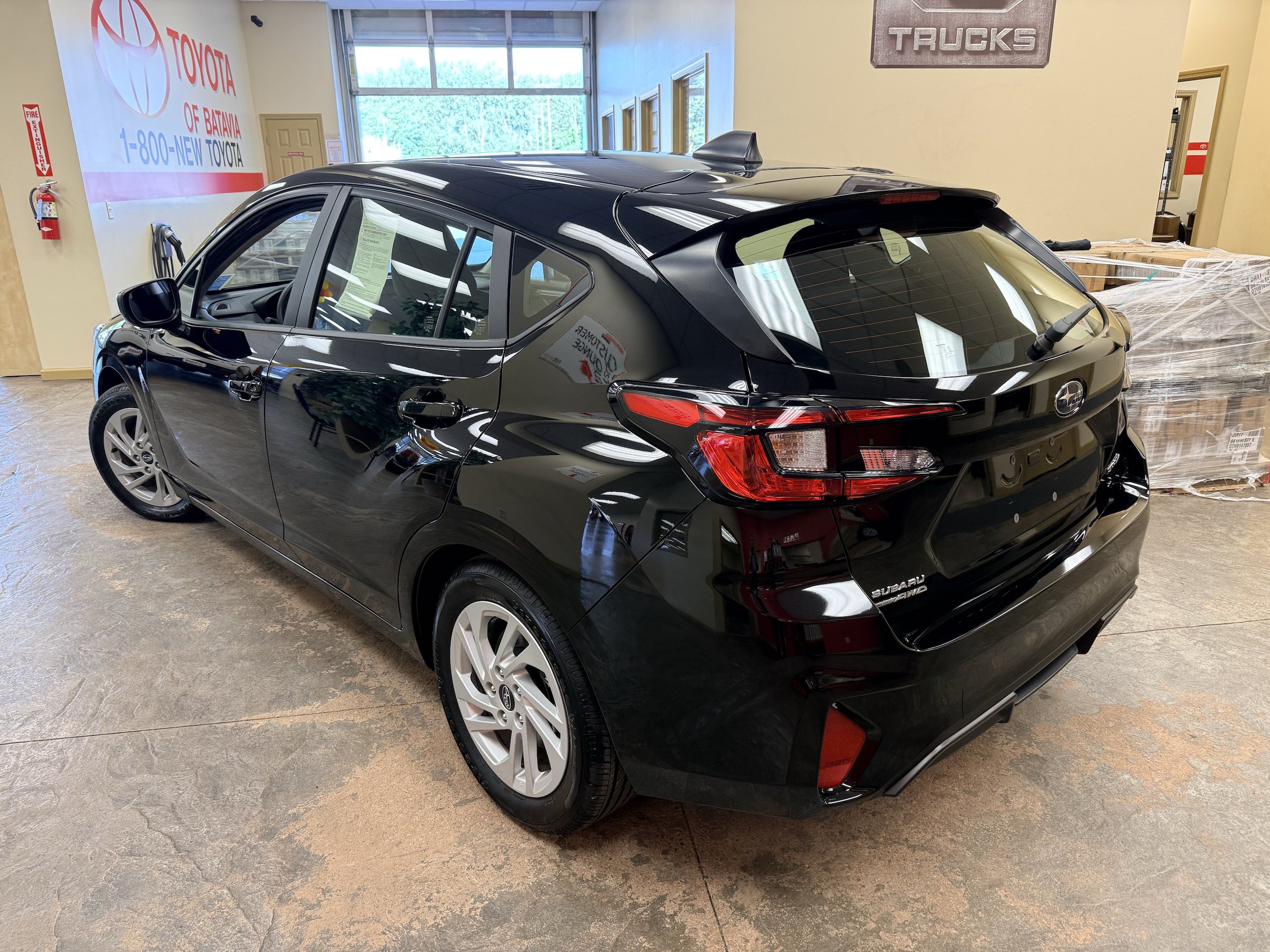 Used 2025 Subaru Impreza 2.0i AWD/4WD image 12