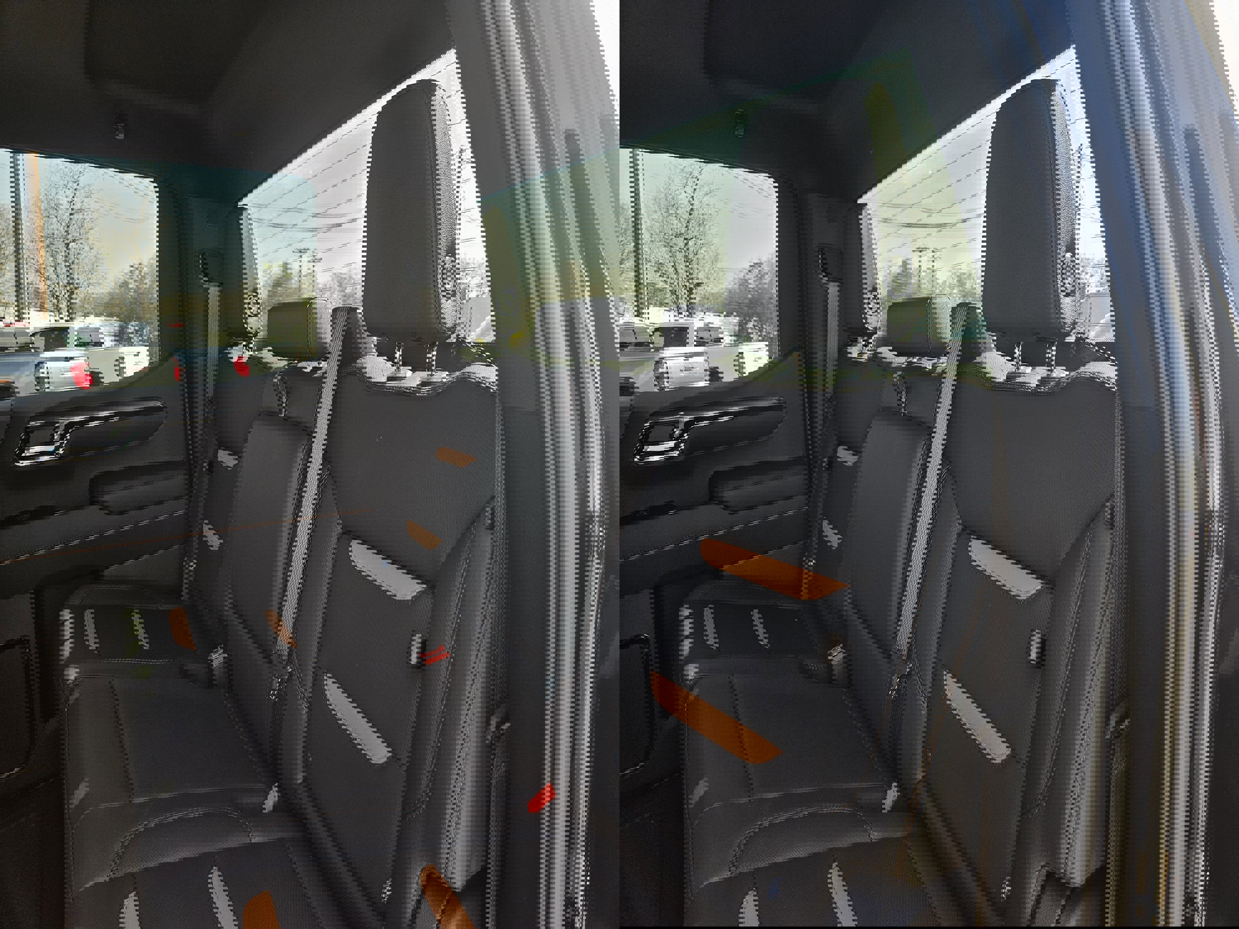 New 2026 GMC Sierra 1500 AT4 w/ LPO, Black Badging Package image 10