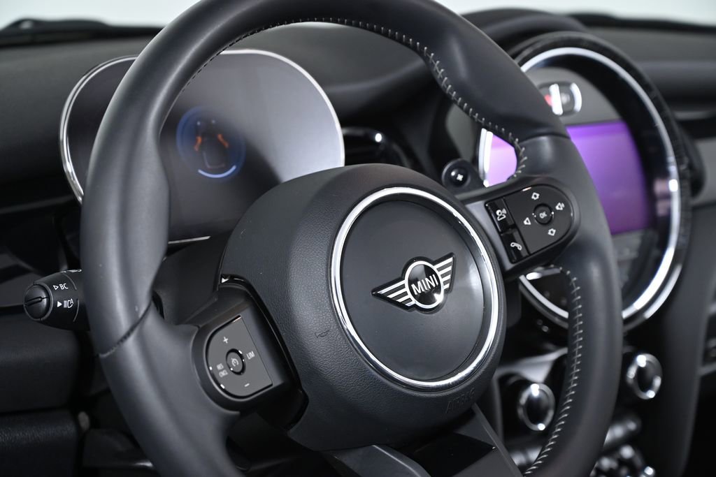 Certified 2024 MINI Cooper S FWD image 17