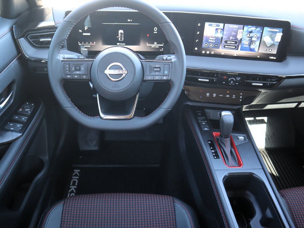 New 2026 Nissan Kicks SR w/ Illumination Package FWD image 11