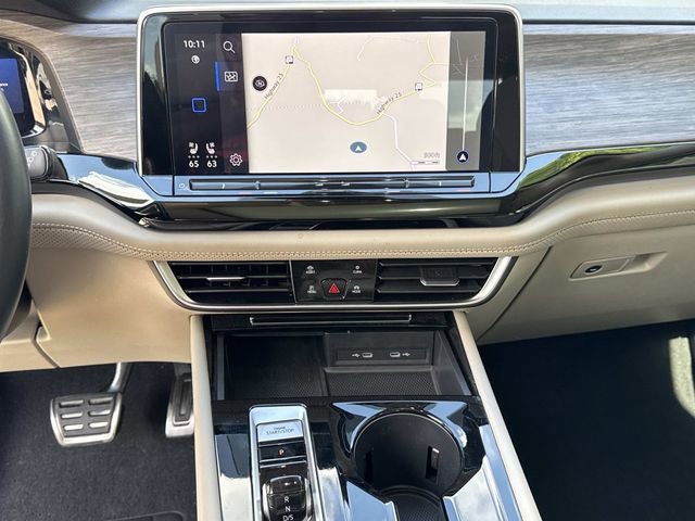 Used 2024 Volkswagen Atlas SEL Premium R-Line image 29